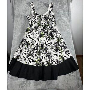 Jessica Howard Womans Sleeveless Floral Dress 18W Black & White With Green Accen